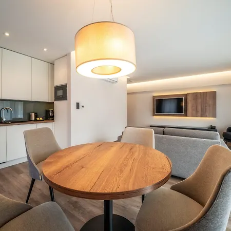 아파트호텔 Meta 슈차이르크