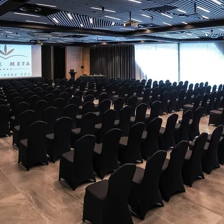 Meta Lejlighedshotel 4*